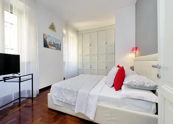 Luxury Vaticano-s'peter Basilica - Netflix Wifi - Aircond Appartamento Roma